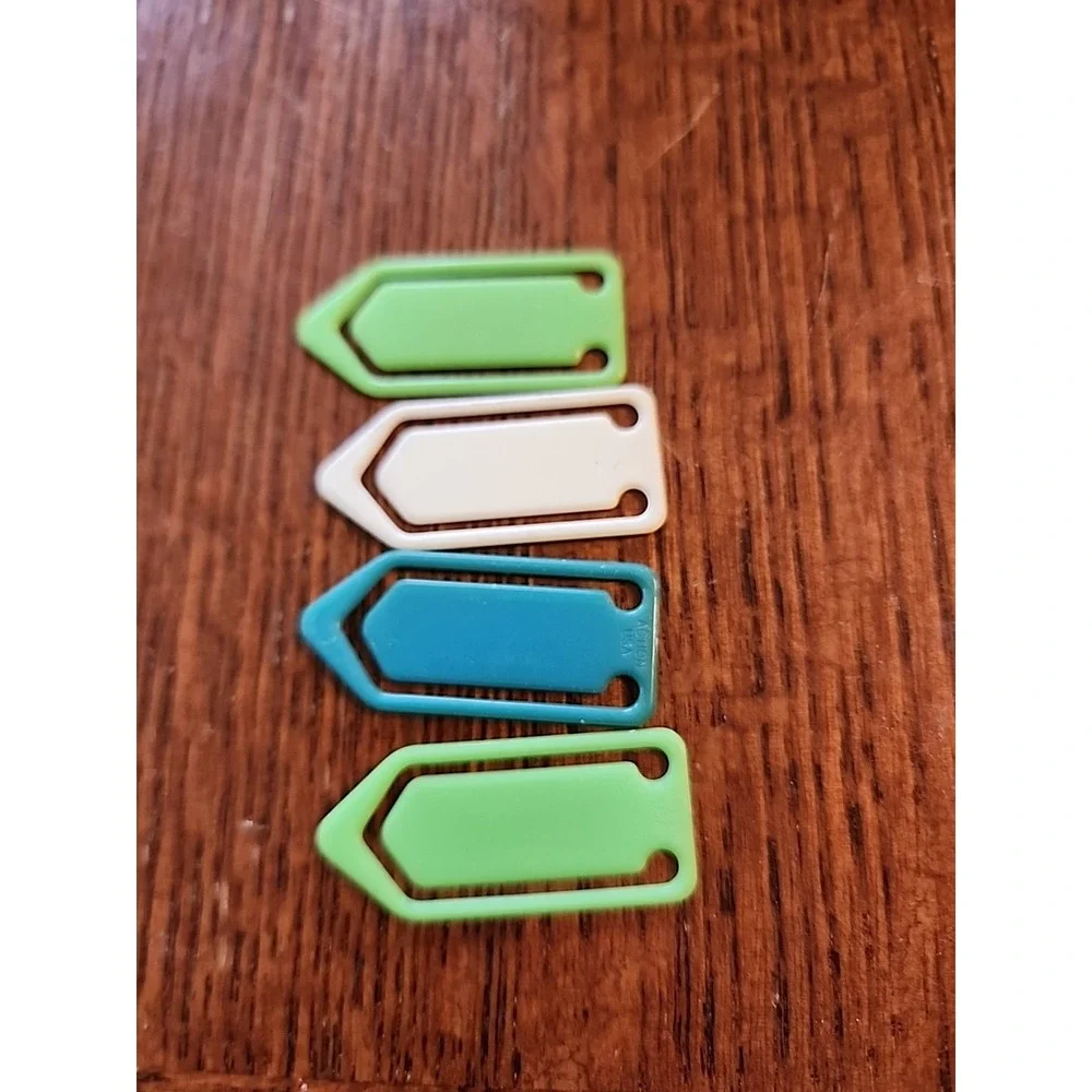 St. PAUL INSURANCE VTG Plastic Paperclips Multicolor‎ Advertising